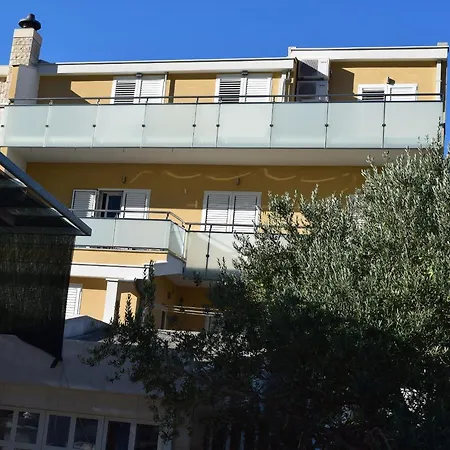 Rudelj Guest house